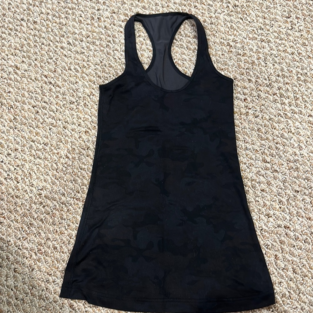 Lululemon Cool Racerback size 4